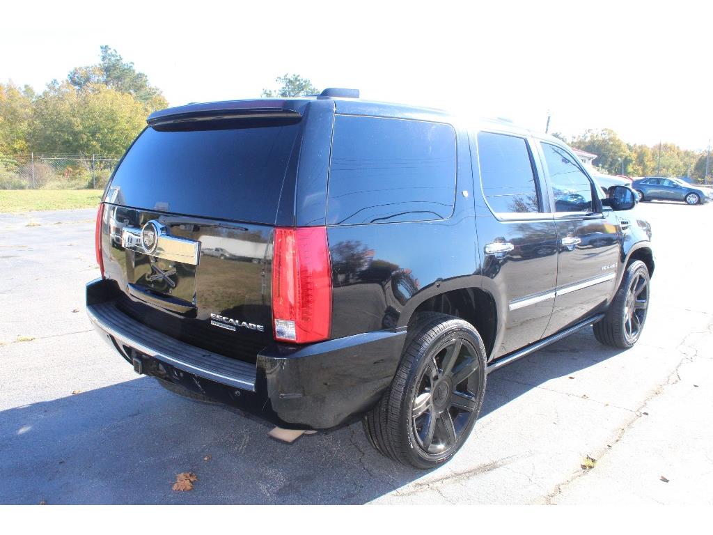 2009 Cadillac Escalade photo