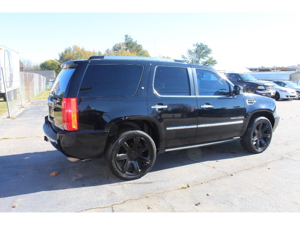 2009 Cadillac Escalade photo