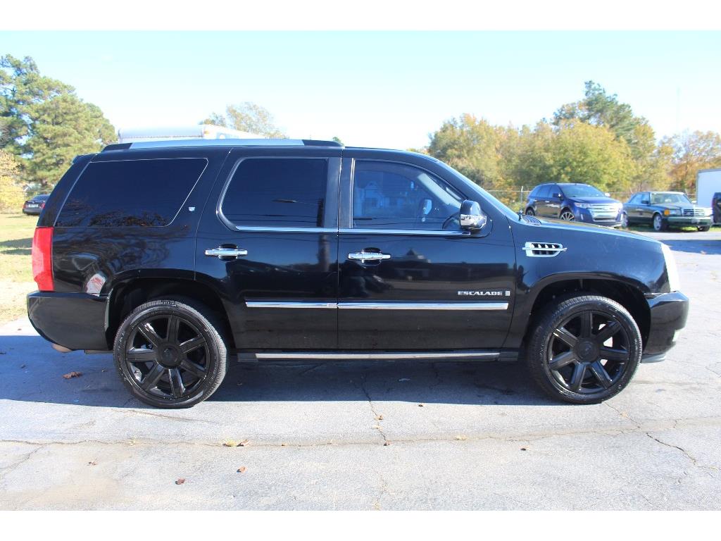 2009 Cadillac Escalade photo