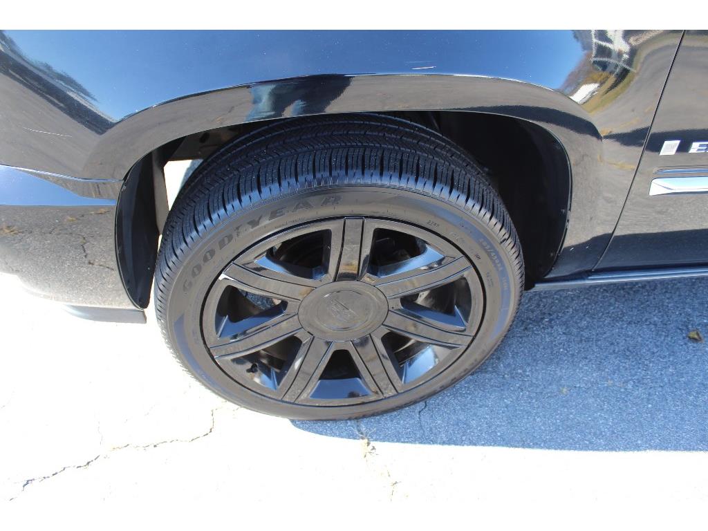 2009 Cadillac Escalade photo