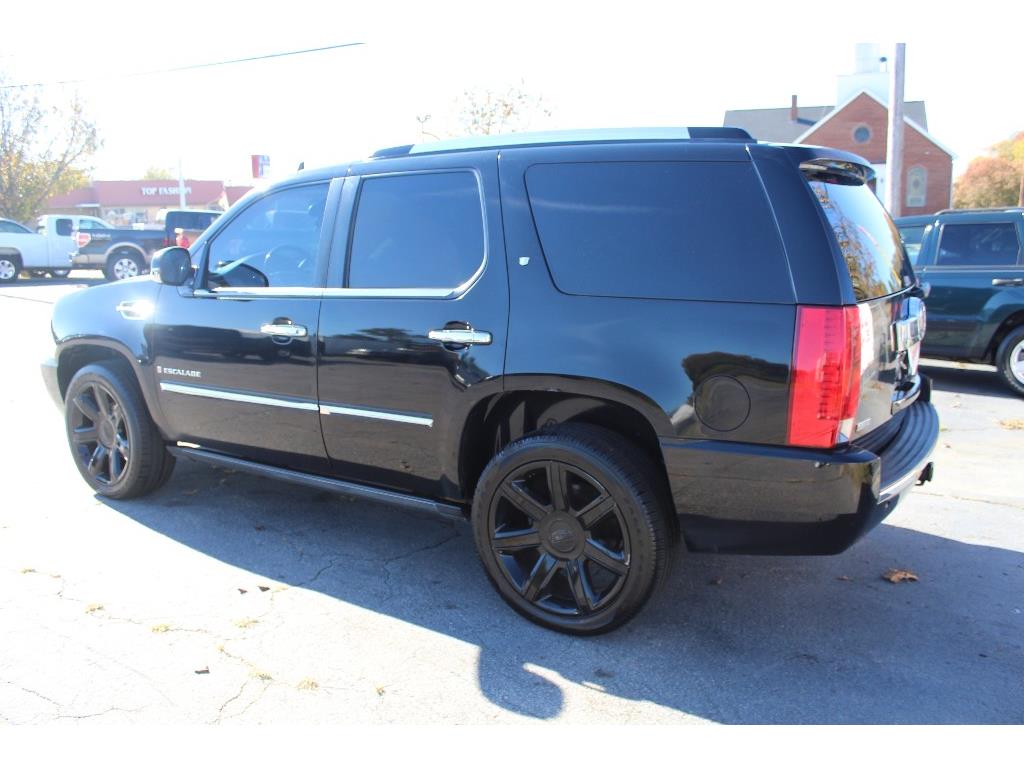 2009 Cadillac Escalade photo
