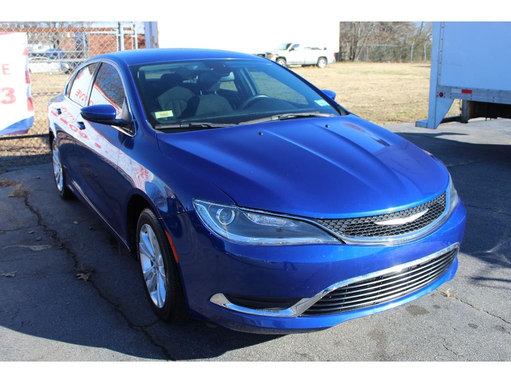 2015 Chrysler 200 Limited photo