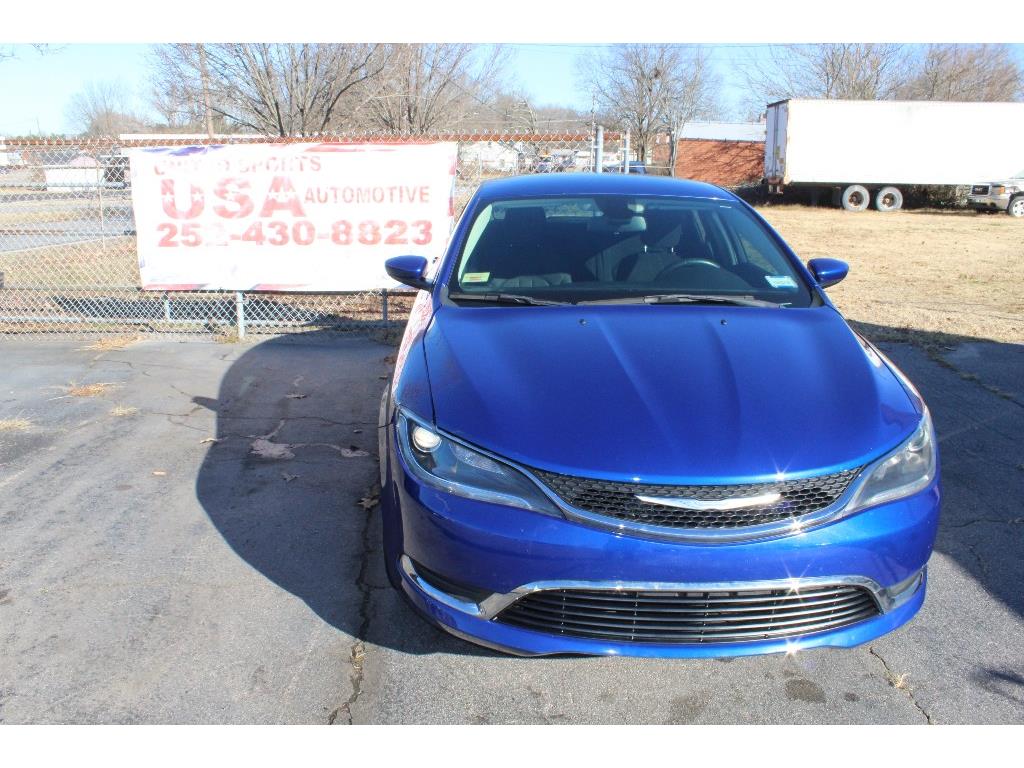 2015 Chrysler 200 Limited photo