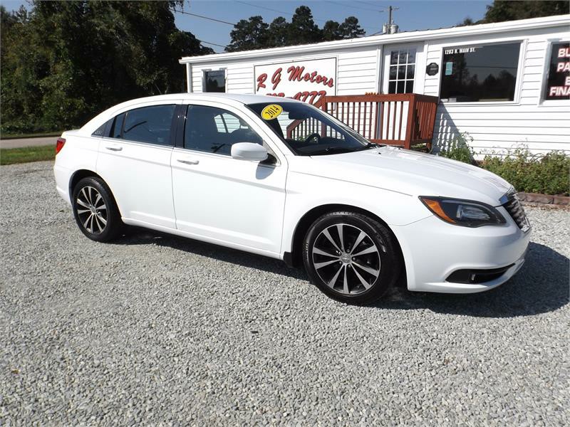 2014 Chrysler 200 Touring photo