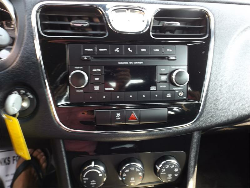 2014 Chrysler 200 Touring photo