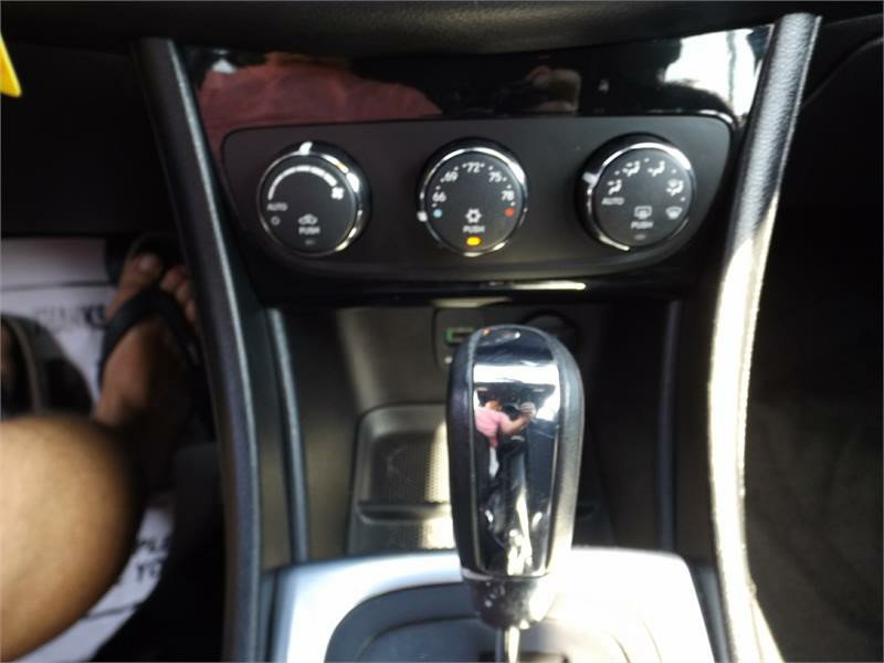 2014 Chrysler 200 Touring photo