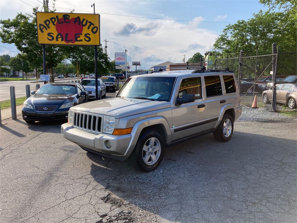 2006 Jeep Commander photo