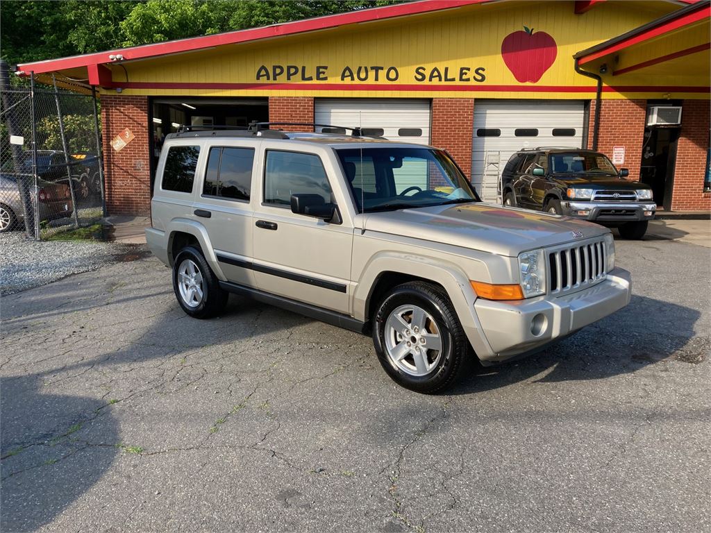 2006 Jeep Commander photo