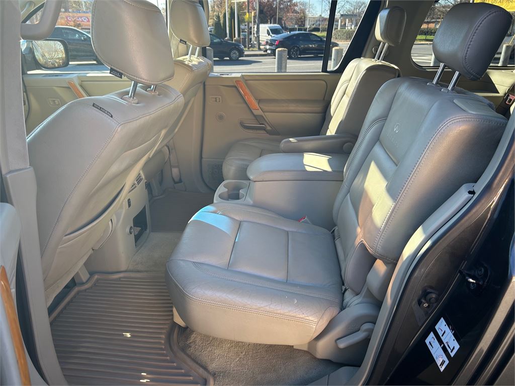 2006 Infiniti QX56 photo