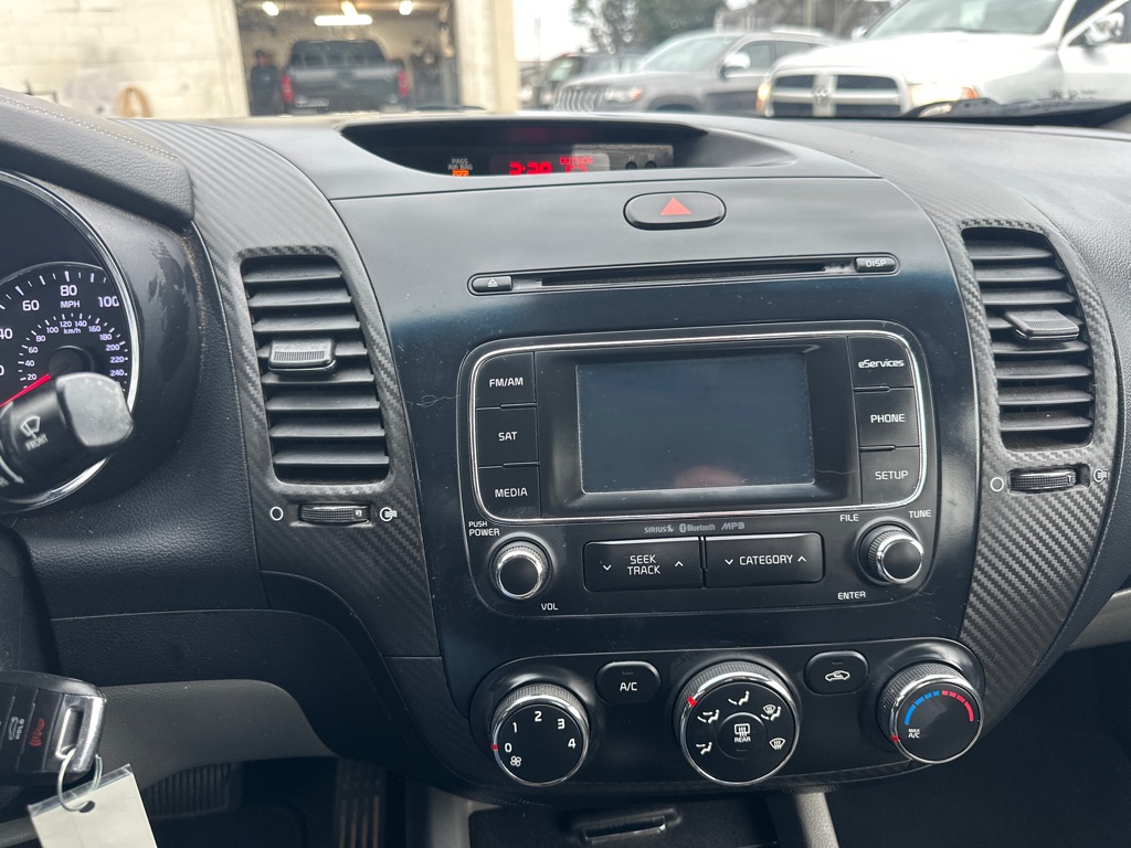 2014 Kia Forte EX photo