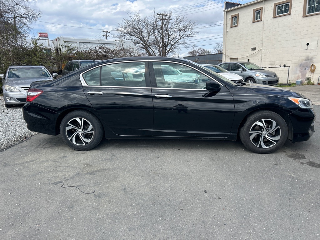 2017 Honda Accord LX  photo