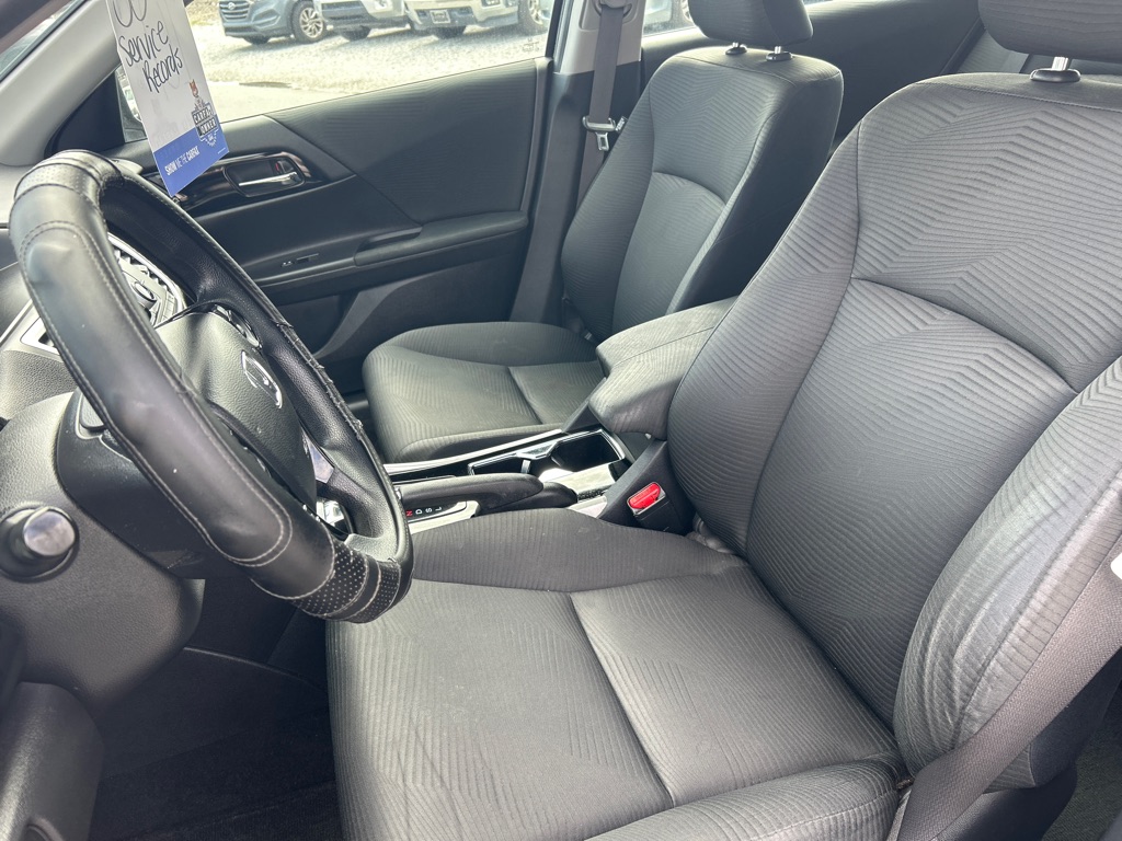 2017 Honda Accord LX  photo