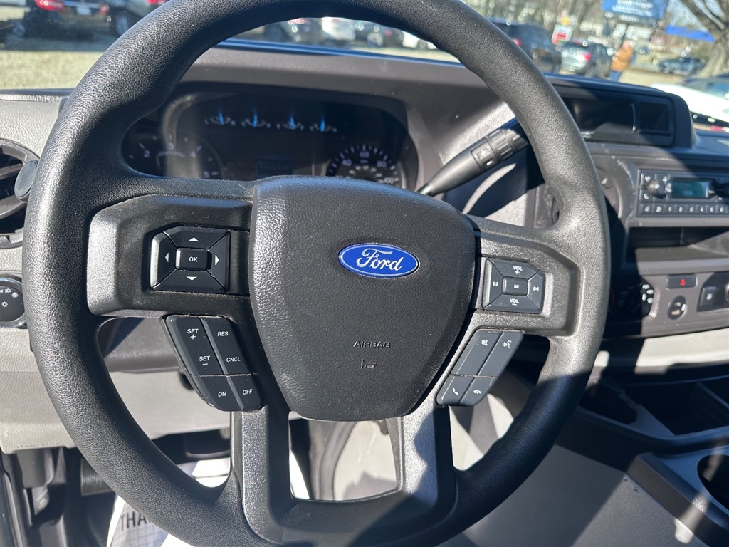 2022 Ford   photo
