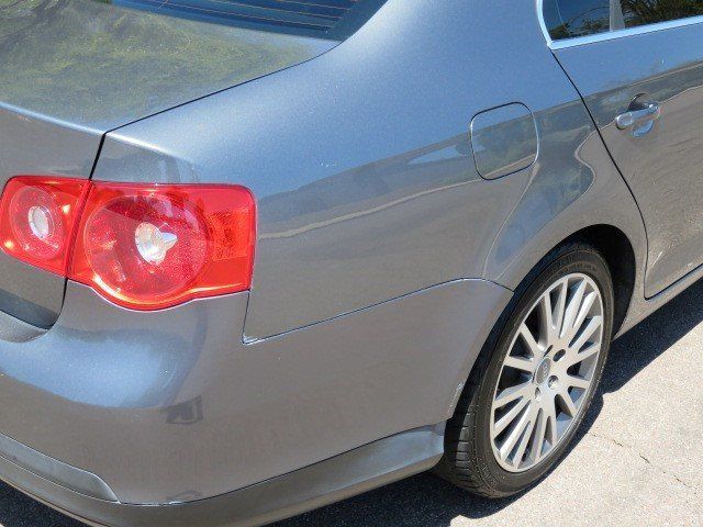 2007 Volkswagen Jetta 2.5 photo