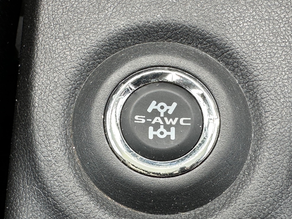 2014 Mitsubishi Outlander SE photo
