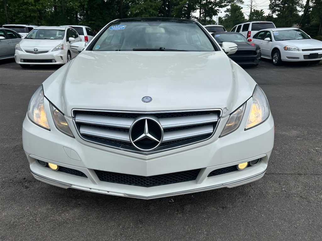 2010 Mercedes-Benz E-Class E350 photo