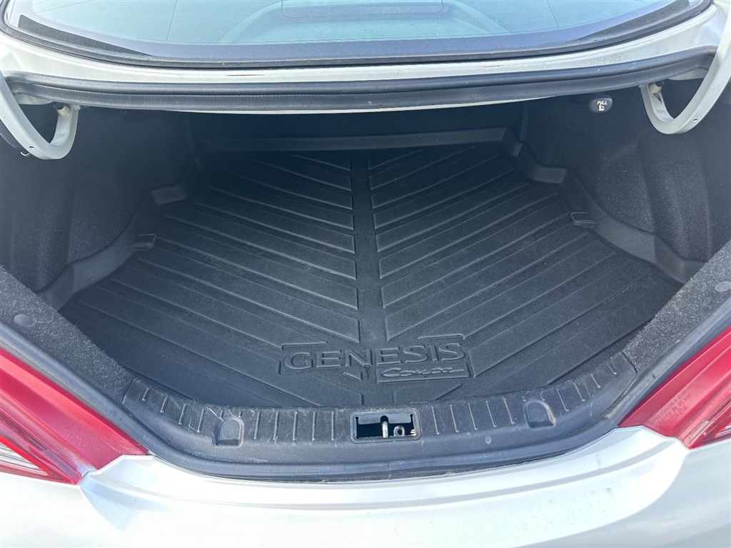 2013 Hyundai Genesis Coupe 2.0T photo