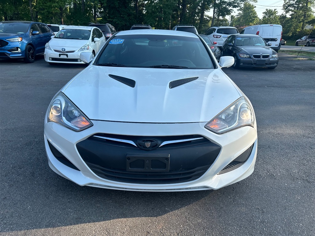 2013 Hyundai Genesis Coupe 2.0T photo