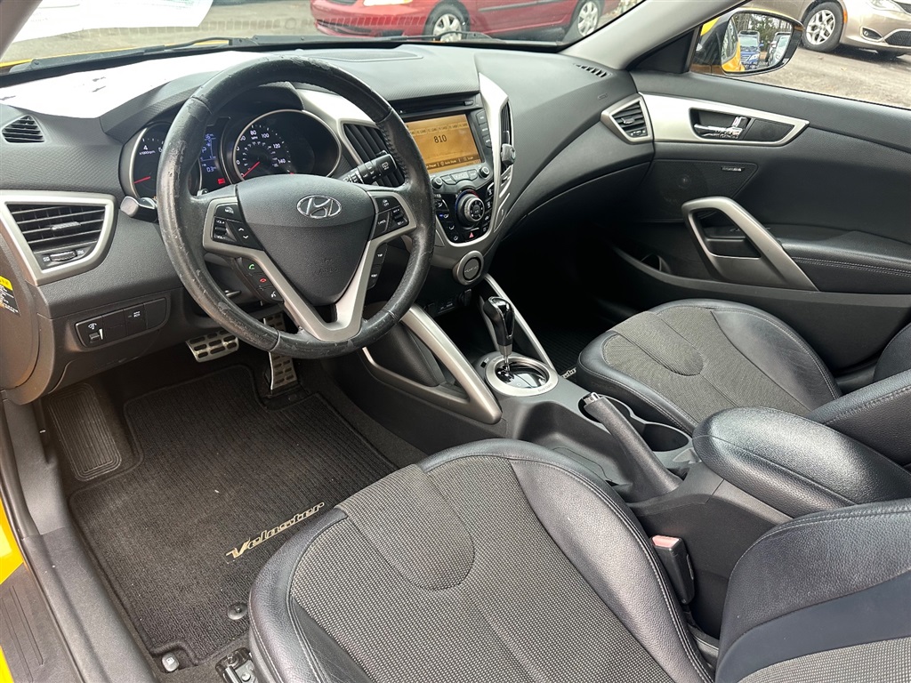 2012 Hyundai Veloster photo