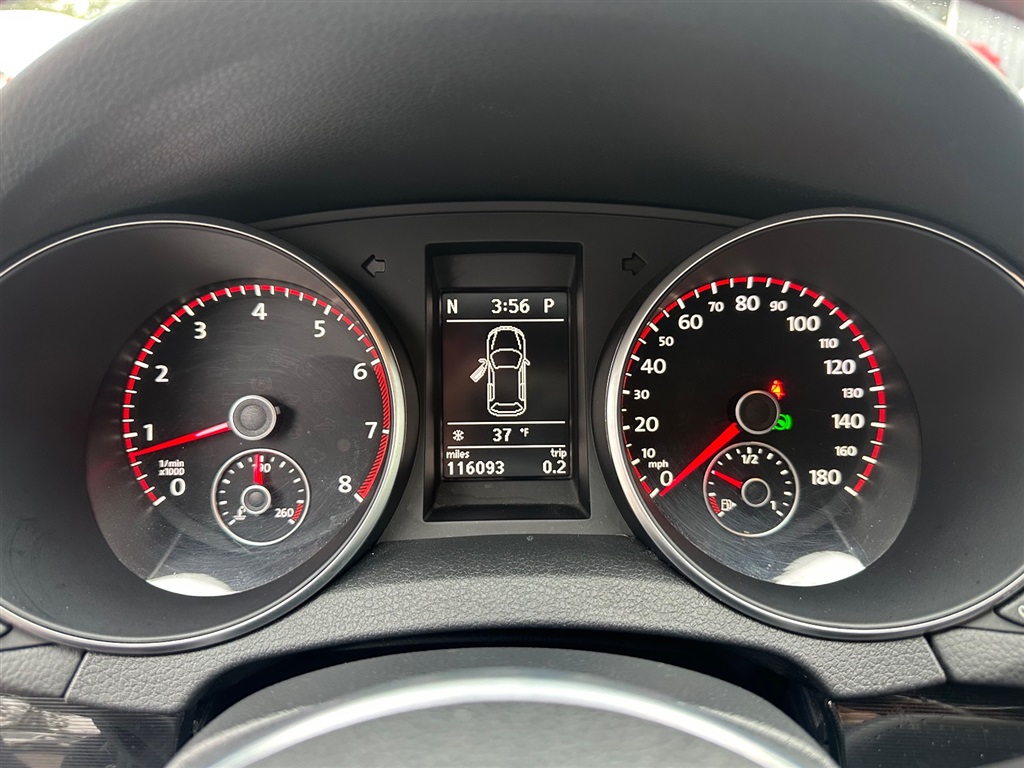 2011 Volkswagen GTI photo