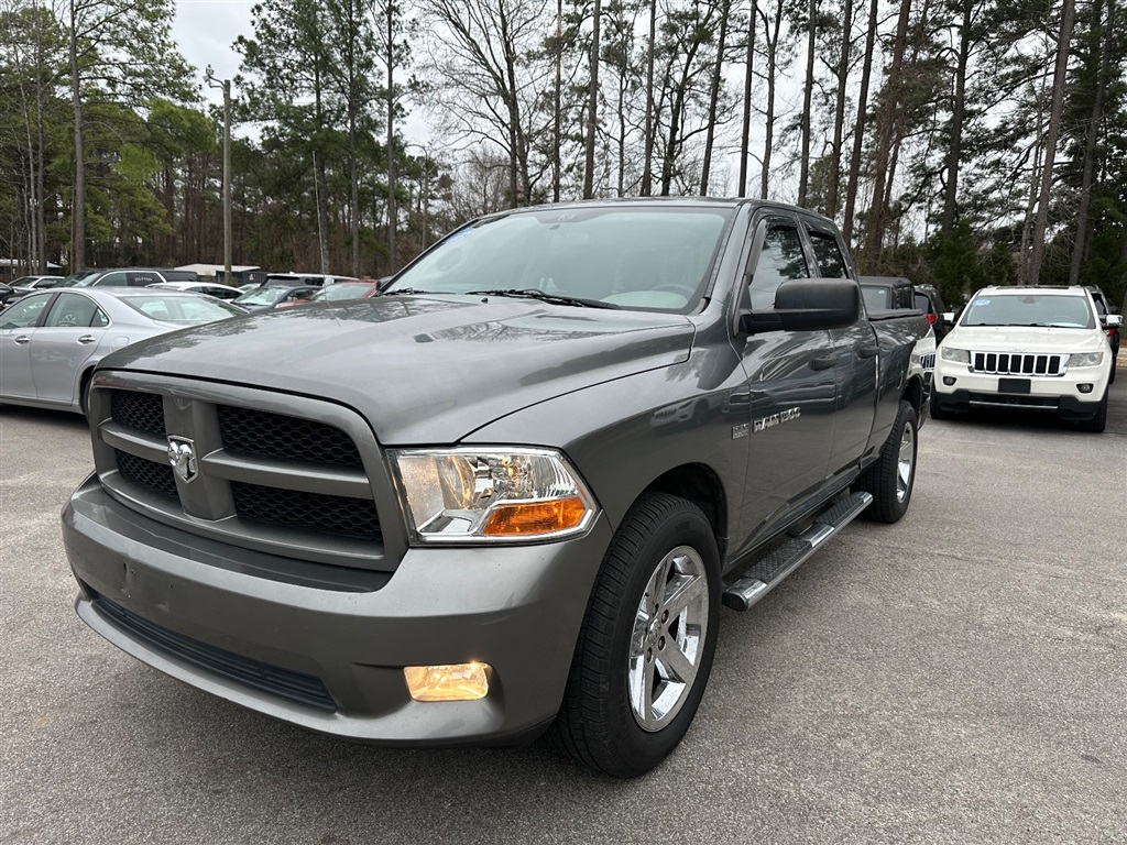 2012 RAM 1500 ST Quad Cab