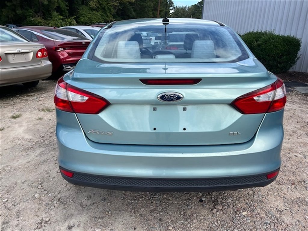2012 Ford Focus SEL photo