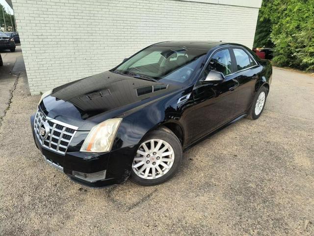 The 2013 Cadillac CTS 3.0L Luxury photos