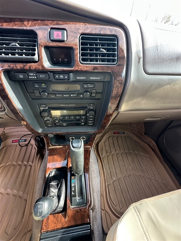 2001 Toyota 4Runner Limited photo