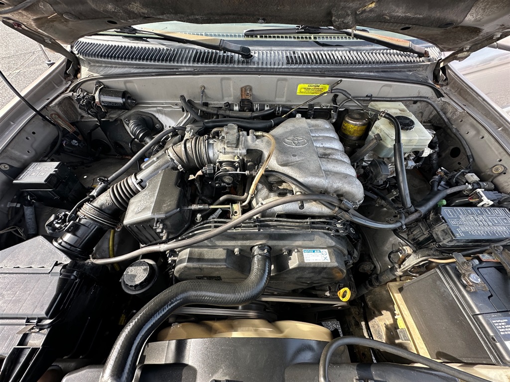 2001 Toyota 4Runner Limited photo