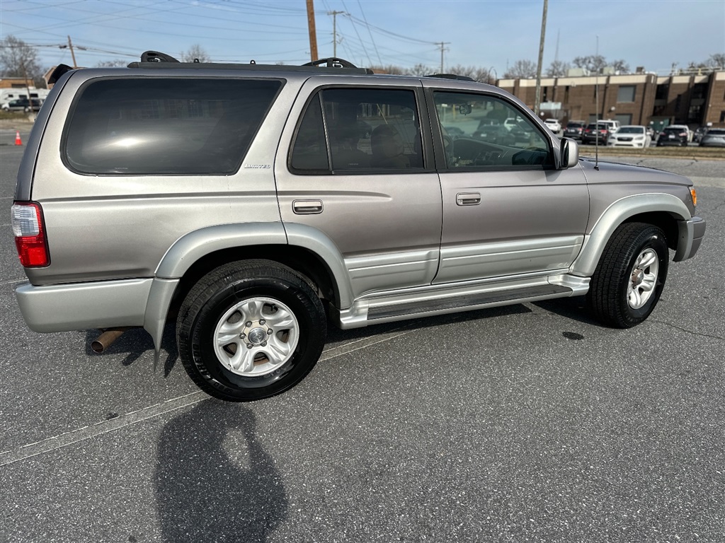2001 Toyota 4Runner Limited photo