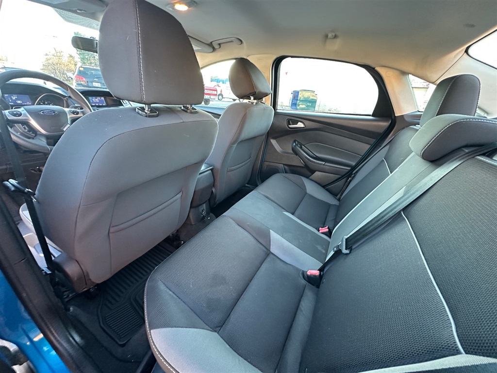 2014 Ford Focus SE photo