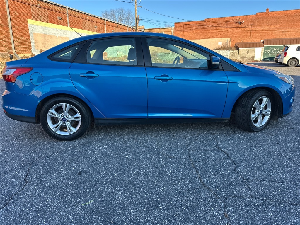 2014 Ford Focus SE photo