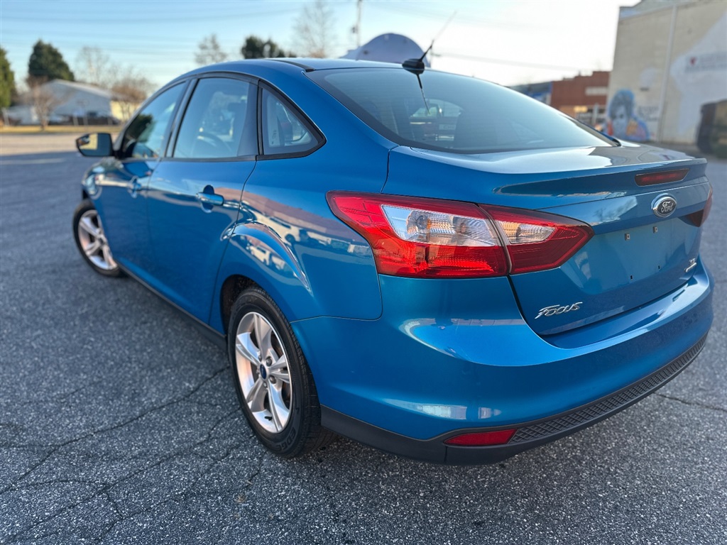 2014 Ford Focus SE photo