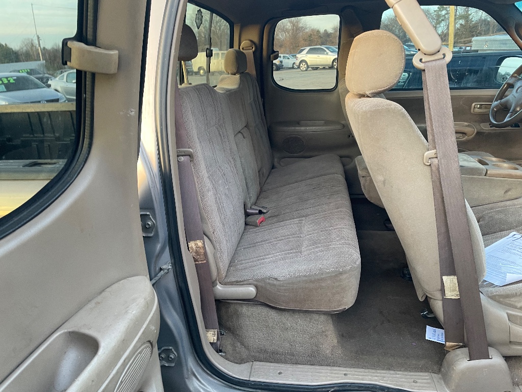 2002 Toyota Tundra Limited V8 photo