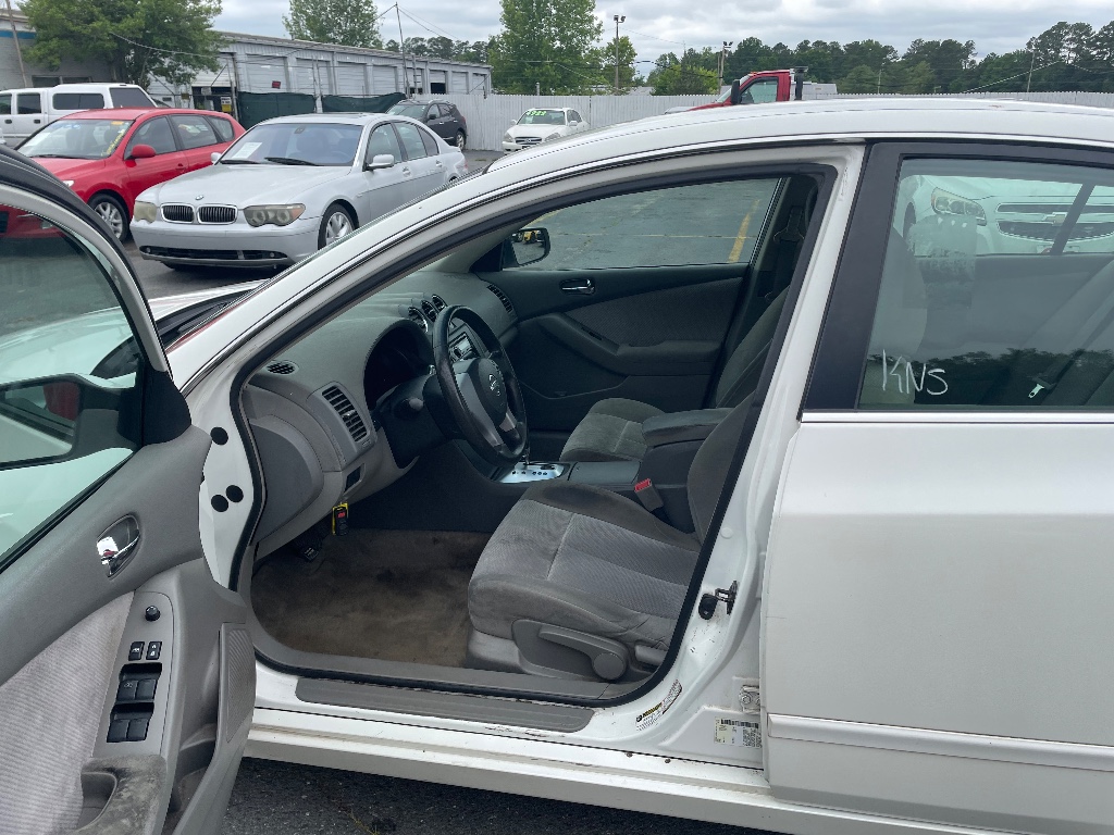 2009 Nissan Altima 2.5 photo