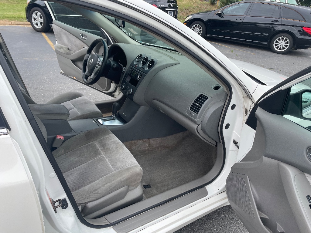 2009 Nissan Altima 2.5 photo
