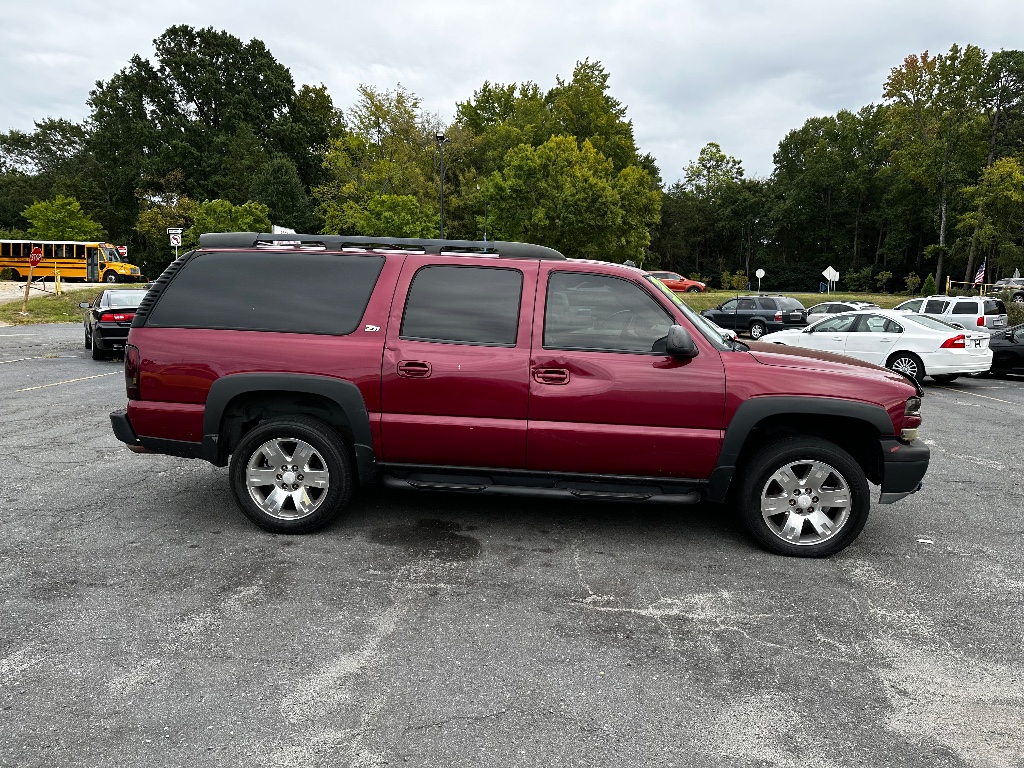 2004 Chevrolet Suburban 1500 Z71 photo