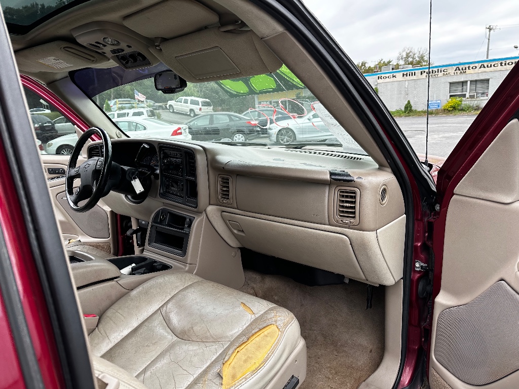 2004 Chevrolet Suburban 1500 Z71 photo