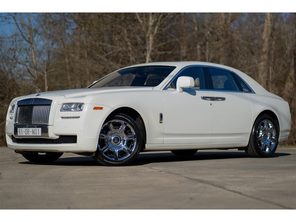 The 2011 Rolls-Royce Ghost photos
