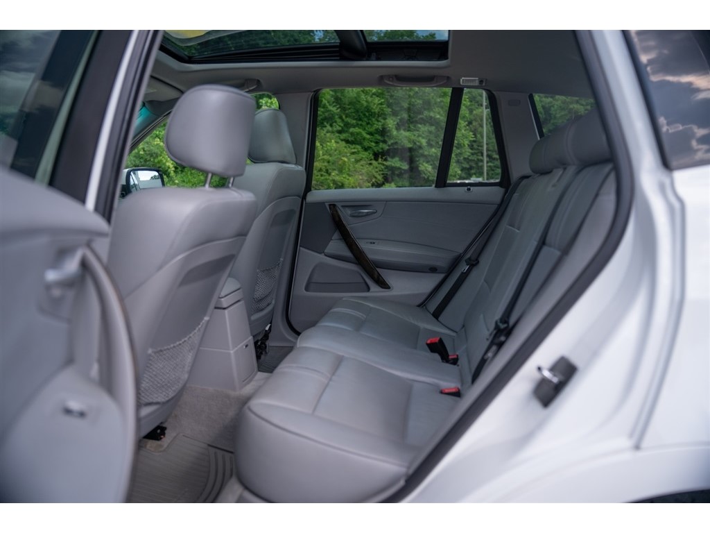 2007 BMW X3 3.0si photo
