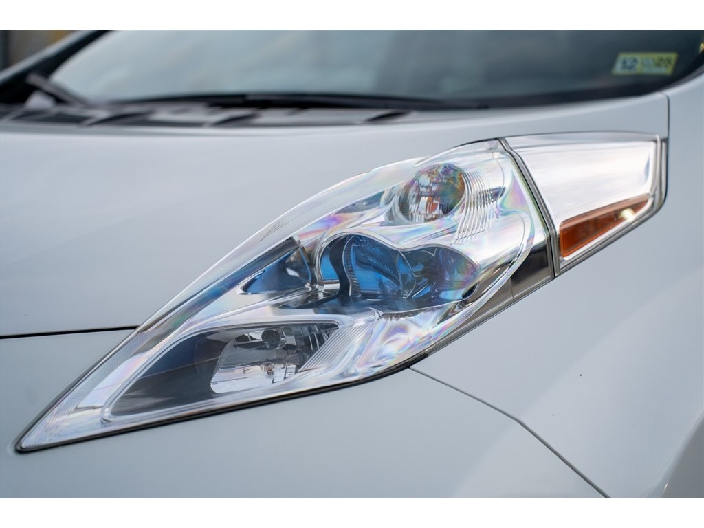 2015 Nissan LEAF  photo