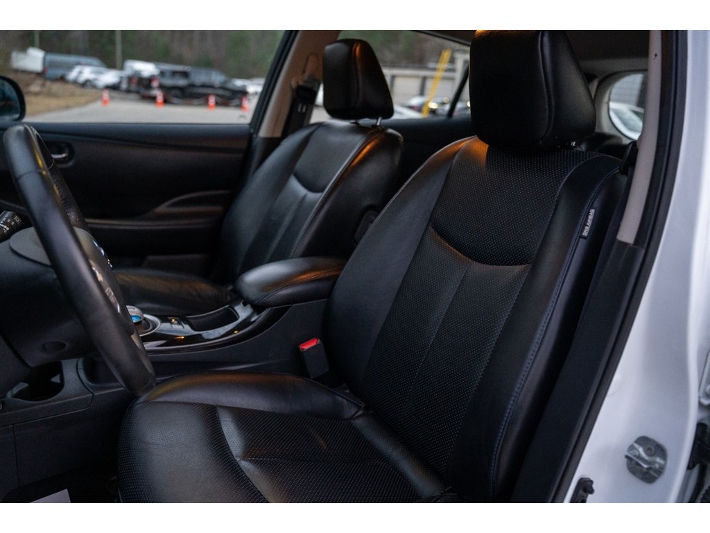 2015 Nissan LEAF  photo