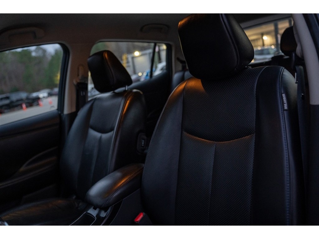 2015 Nissan LEAF  photo