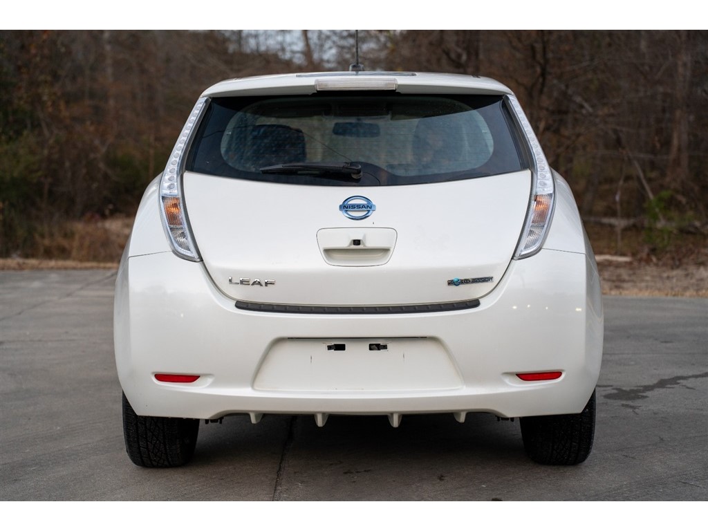 2015 Nissan LEAF  photo