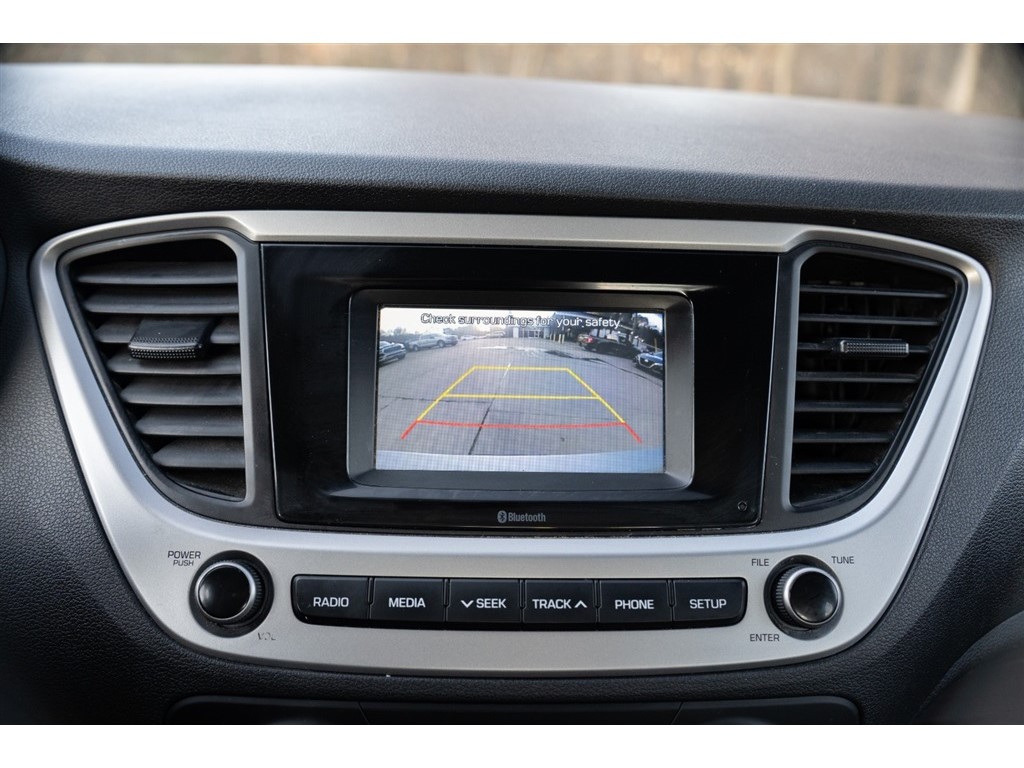 2021 Hyundai Accent SE  photo