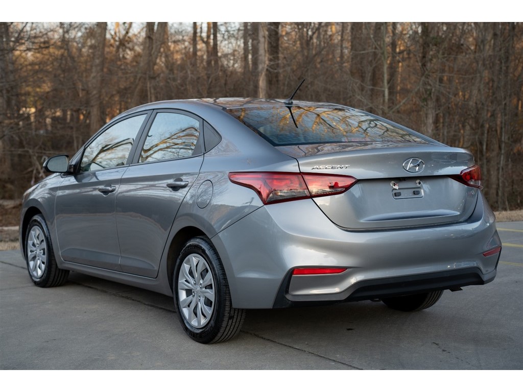 2021 Hyundai Accent SE  photo