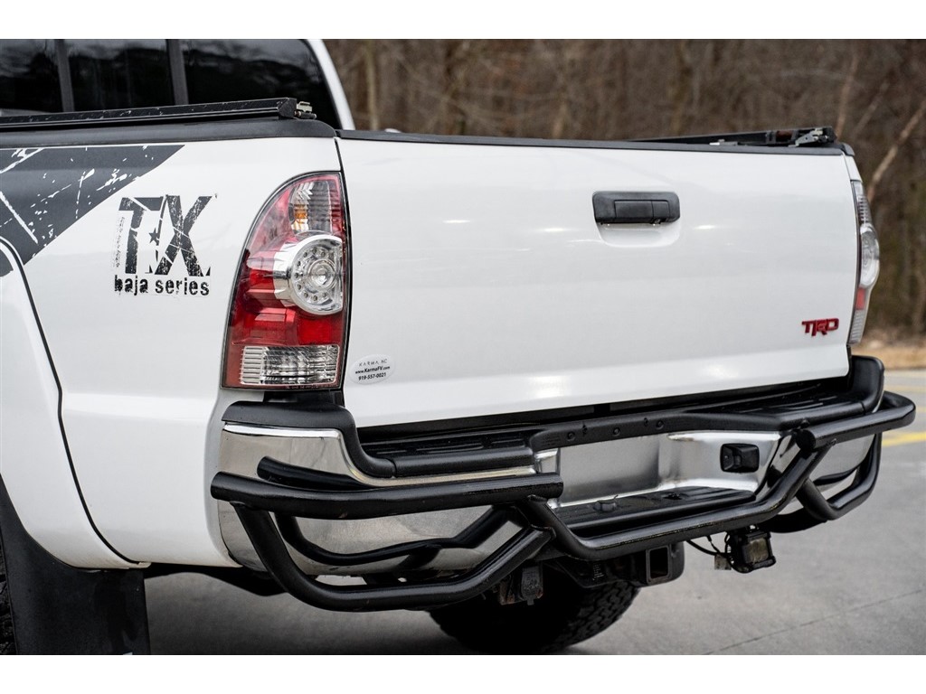 2013 Toyota Tacoma V6 photo