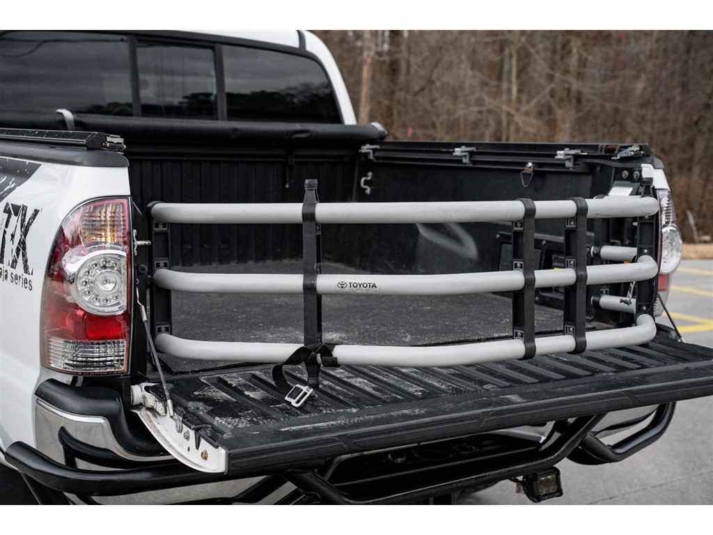 2013 Toyota Tacoma V6 photo