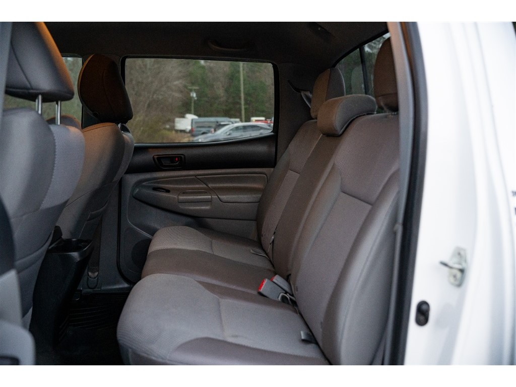 2013 Toyota Tacoma V6 photo