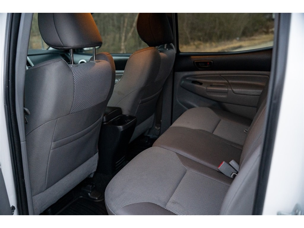2013 Toyota Tacoma V6 photo
